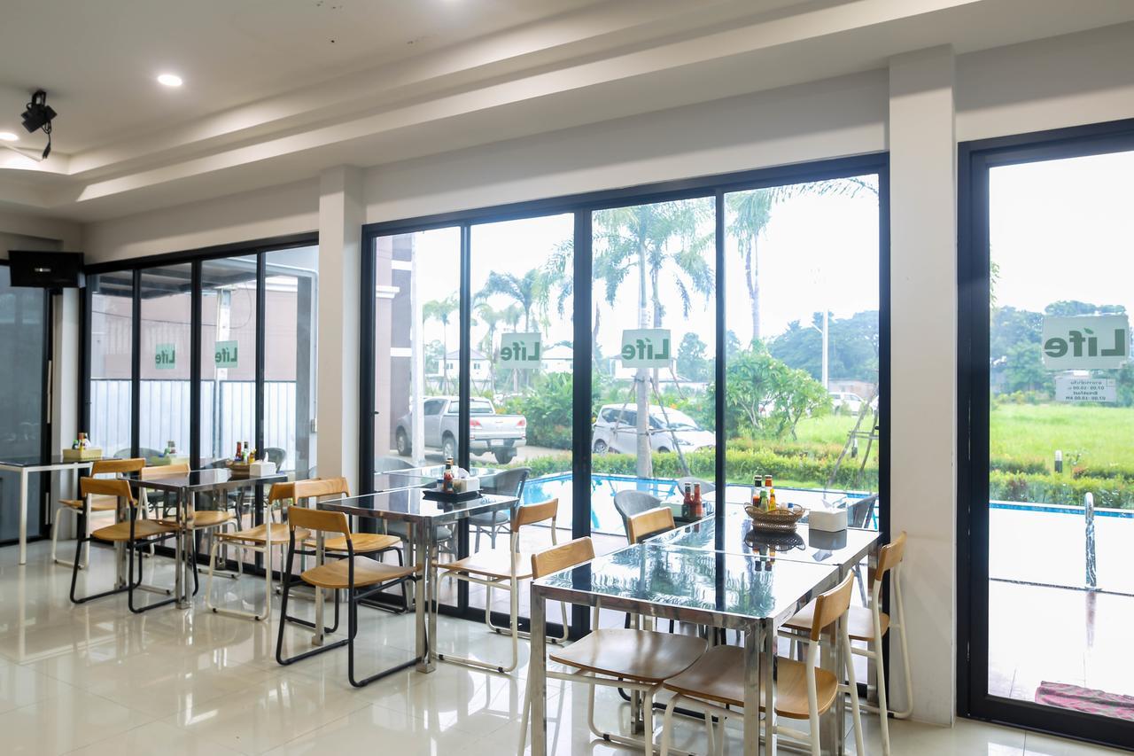 Life Grand Chiang Mai Hotel Exterior photo